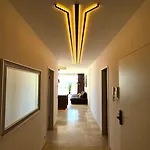 Lägenhet Deluxe Mit Marmorboeden Und Gold-design El Dorado Schwarzenbek